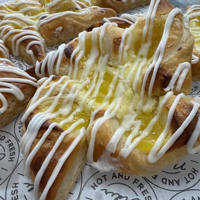 Lemon Sweet Roll
